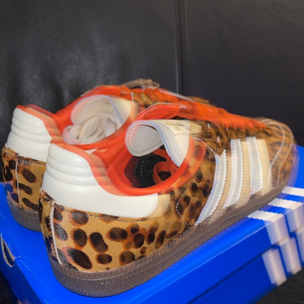 Authentic Women’s Adidas Sambas Sneakers w/Leopard Pattern
 Women Size 12 - Picture 16 of 16